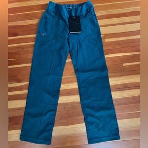 New with tags arcteryx teal/balsamea linen pants